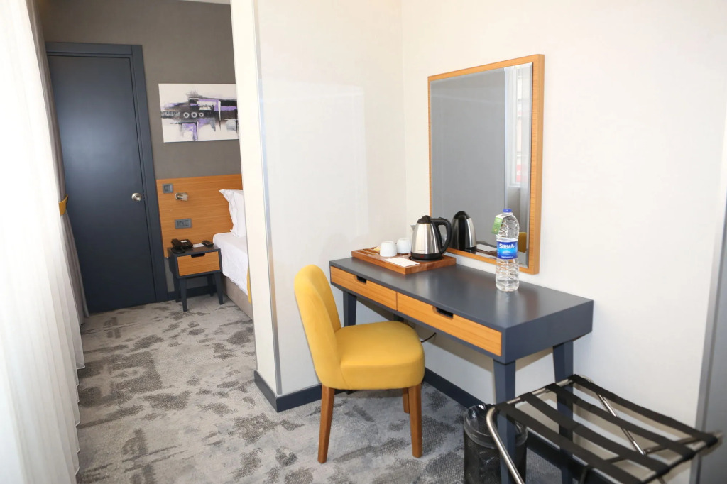 Sapko Airport Hotel