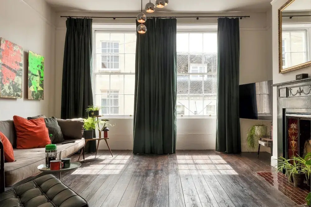 The Emporium - Stylish 2BD in Winchcombe