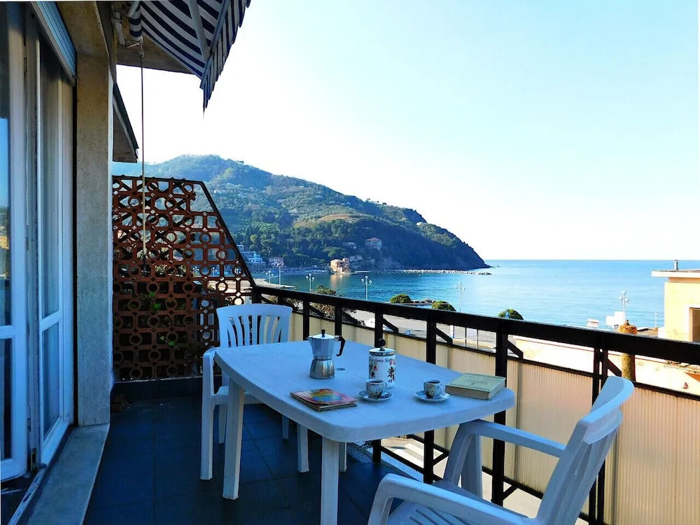 Balcone con Vista Mare