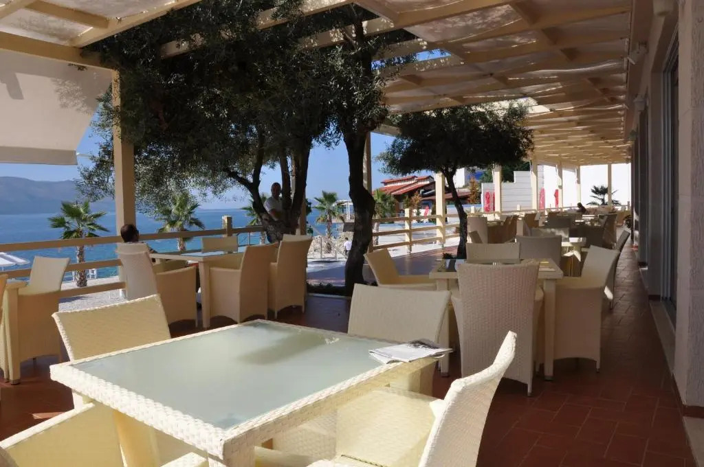 Coral Hotel & Resort