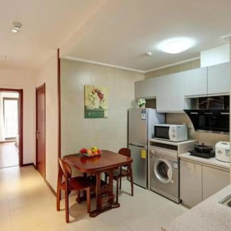 Qinheyuan Hot Spring Holiday Apartment