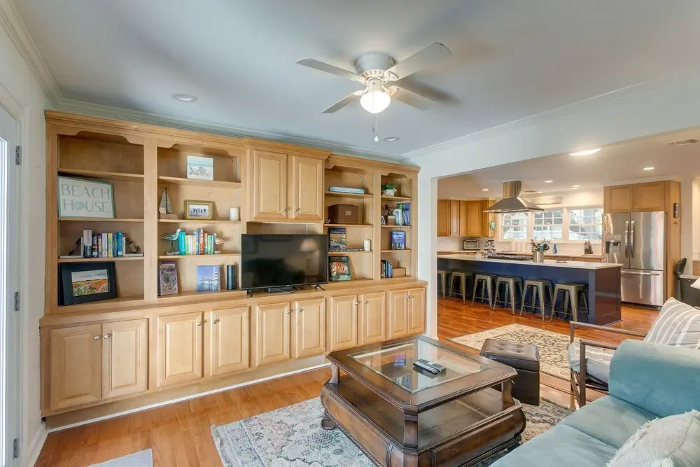 Spacious St Simons Island Vacation Rental w/ Pool!