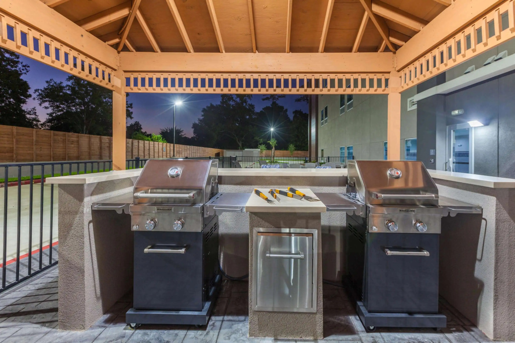 La Quinta by Wyndham Houston East at Sheldon Rd