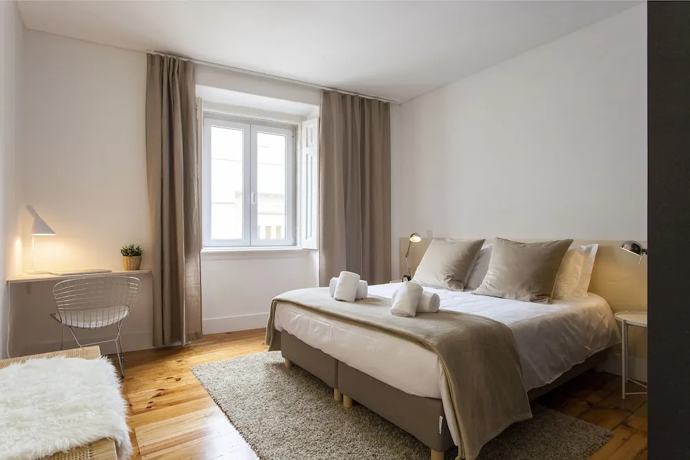 ALTIDO Luxurious 2BR Apt w/workspace n Principe Real, nearby Rato subway