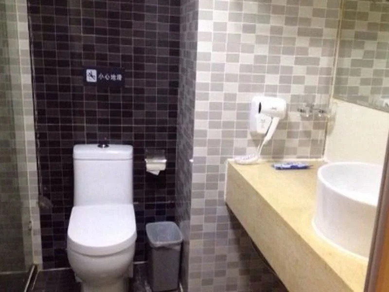 7 Days Inn Shenzhen Luohu World Trade Center Branch