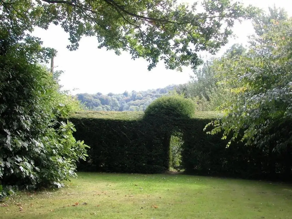 The Yeoman's House