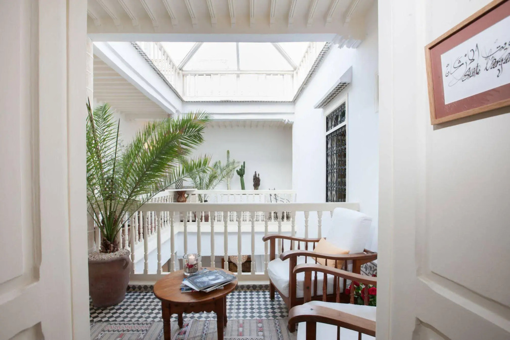 Riad Emotion