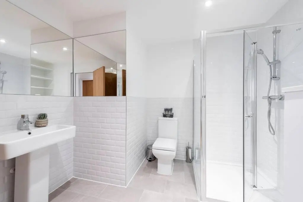 Gorgeous Modern Apartment BR2
