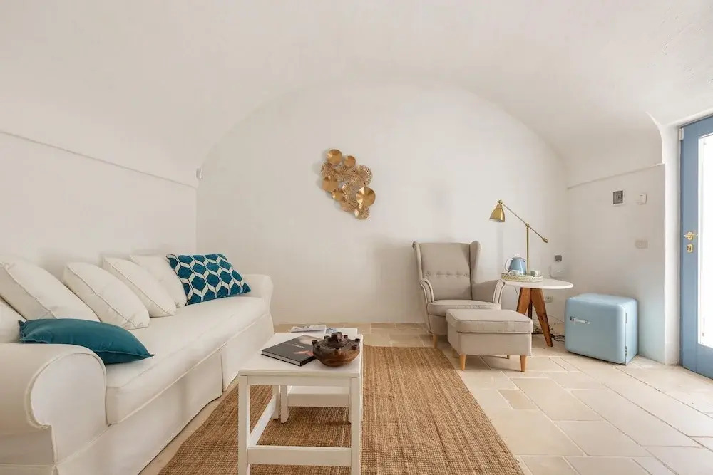 2410 Tenuta dei Fragni by Perle di Puglia