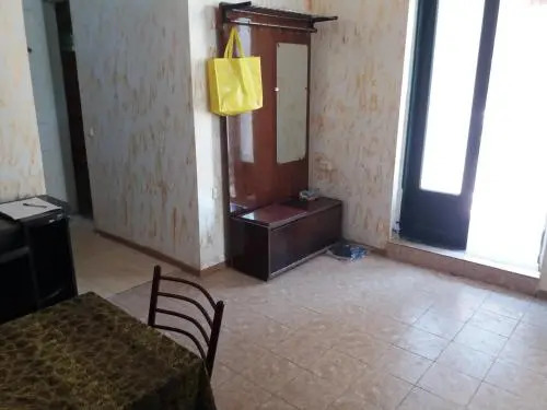 Room In 150M From Beach