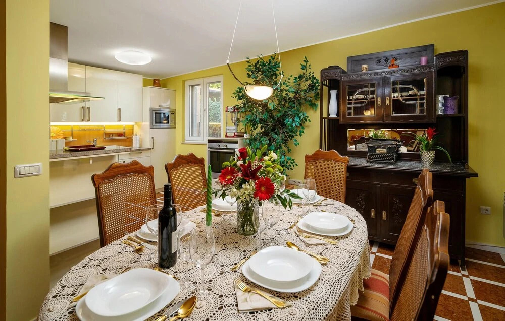 Awesome Home in Sibenik With Wifi and 3 Bedrooms