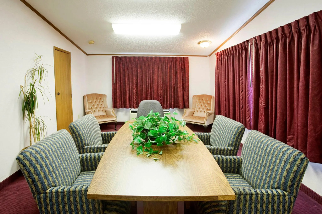 Travelodge by Wyndham Monroe