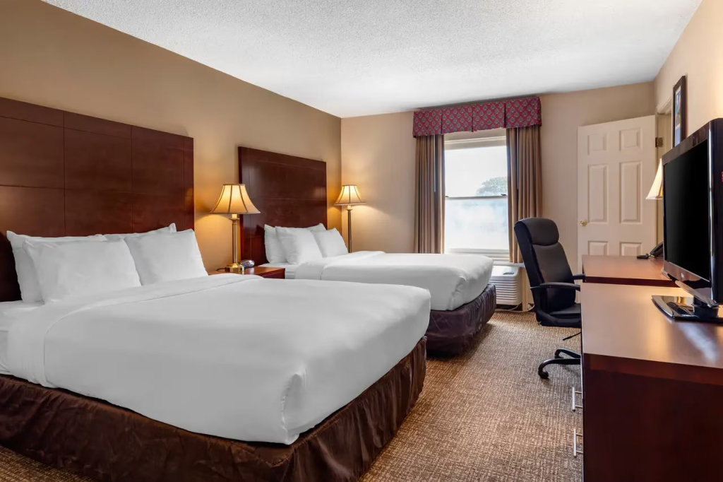 MainStay Suites Foxboro – Mansfield