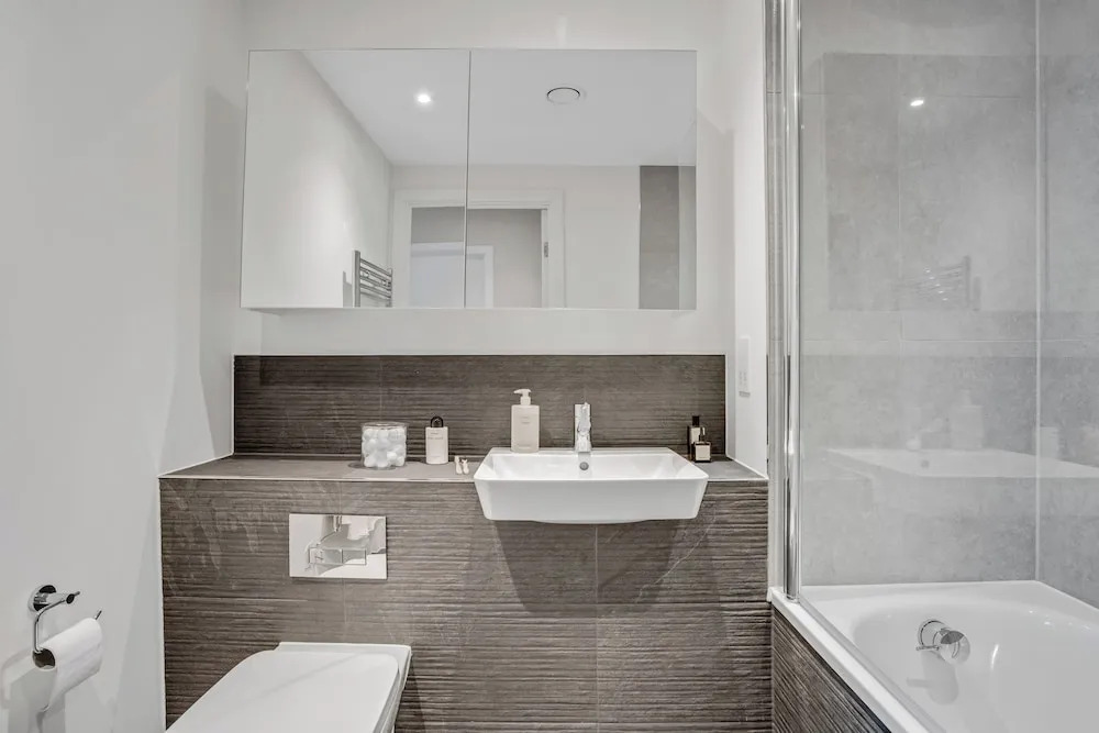 Stylish One-bedroom Apartment Close to Stratford
