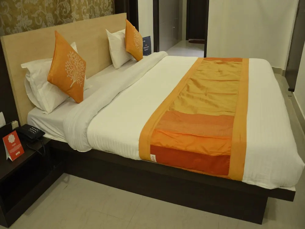 OYO 8074 Hotel G 9