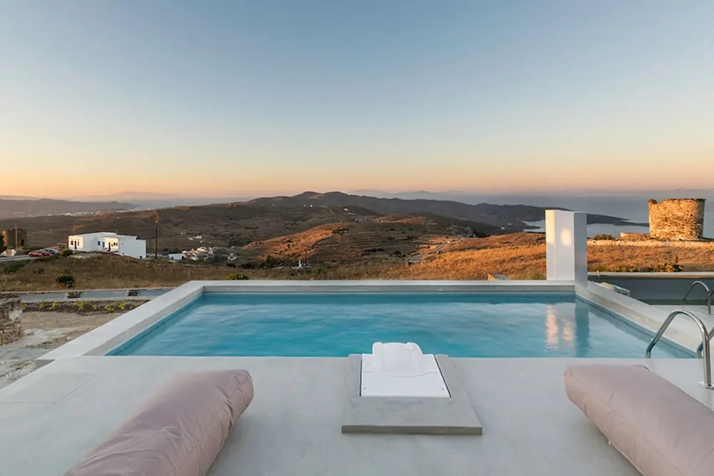 M4 Miloi 4 Luxury Villa in Kythnos