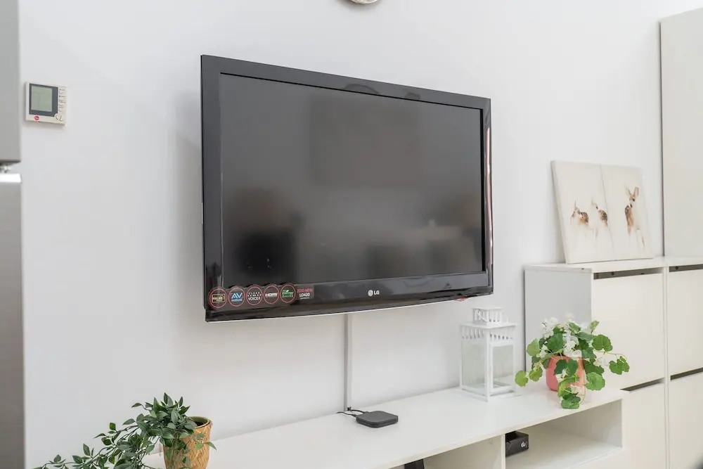 Serene Studio in Botanica JVC Perfect for Three