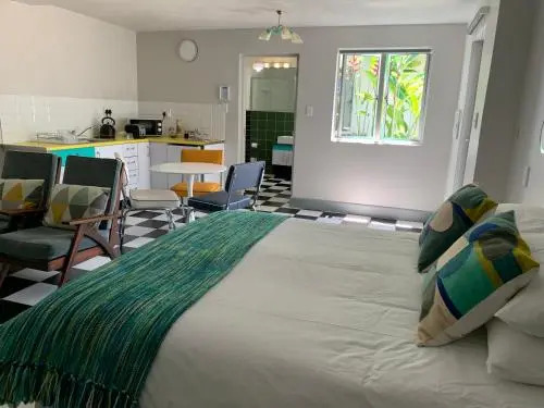 HP Twelve Accommodation
