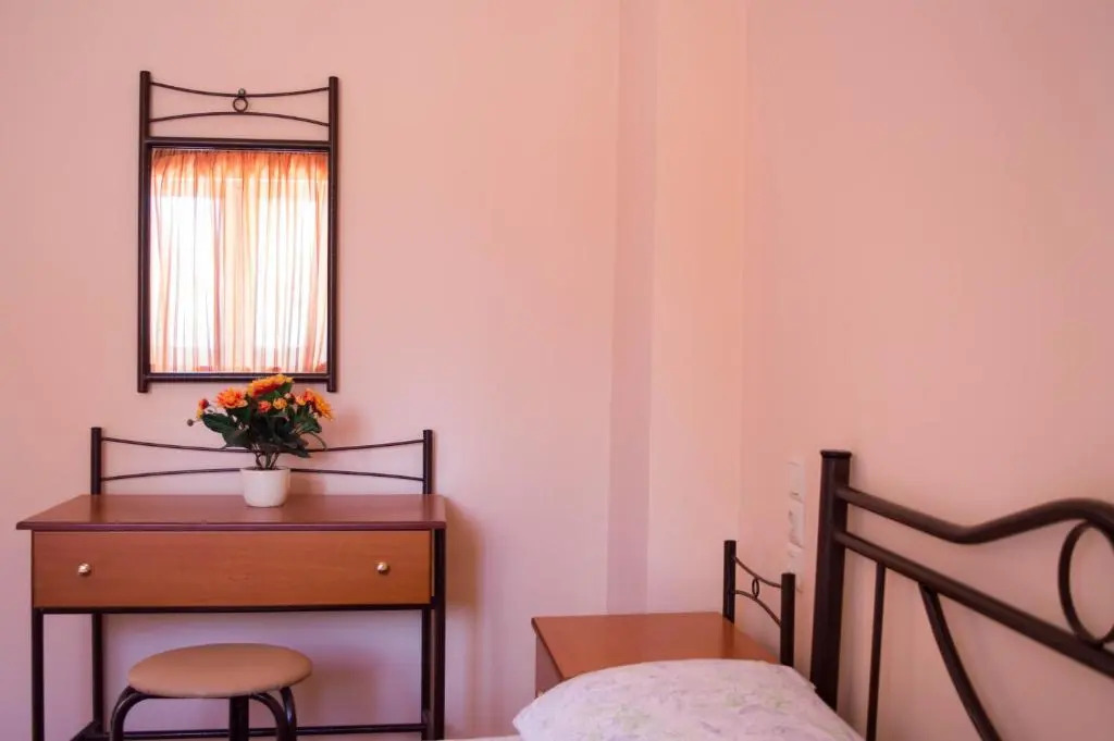 Manesi Apartments