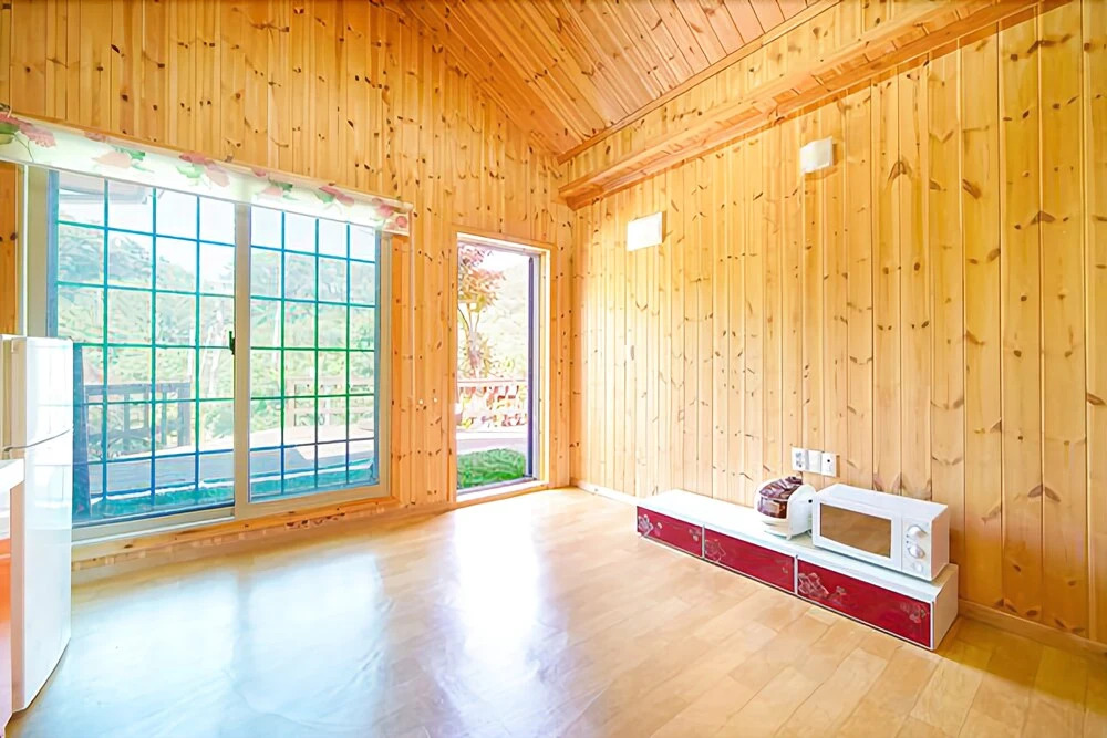 Uljin Akasia Pension