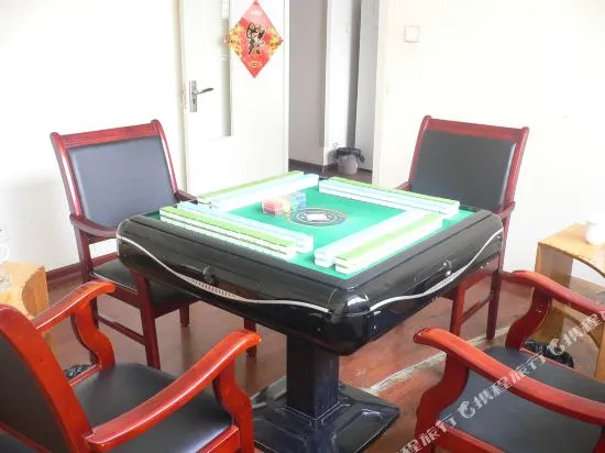 Chunxiaqiudong Business Hotel