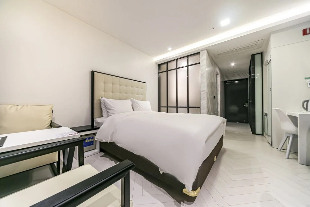 Daegu Dongseongro Hotel Labella