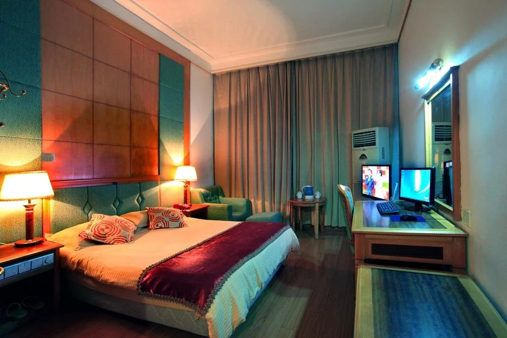 Lushan Luchi Hotel