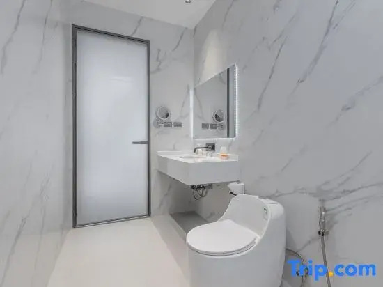 TML-L1 Luxury Villa 6 Rooms 8 Bathrooms (Luxury KTV Room + Pool + Pool Table + Fitness Area)