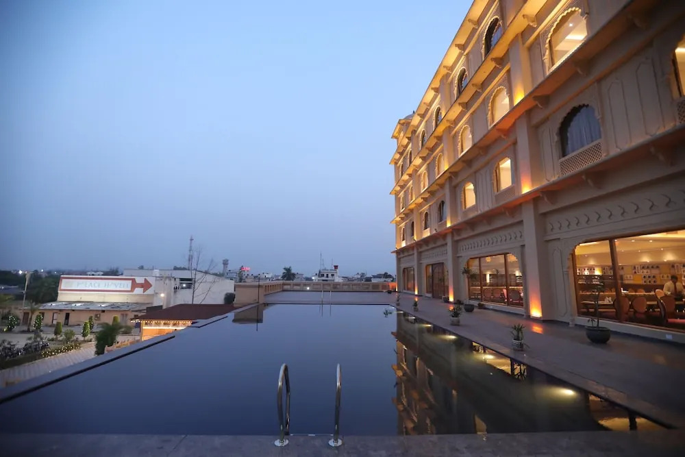 Regenta City Vilas Palace Ambala