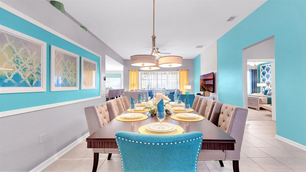 All En-suite Bath 5BR Disney Home w Pool SPA