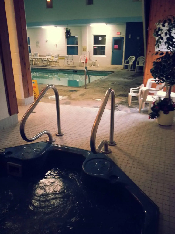Pine Dale Motor Inn