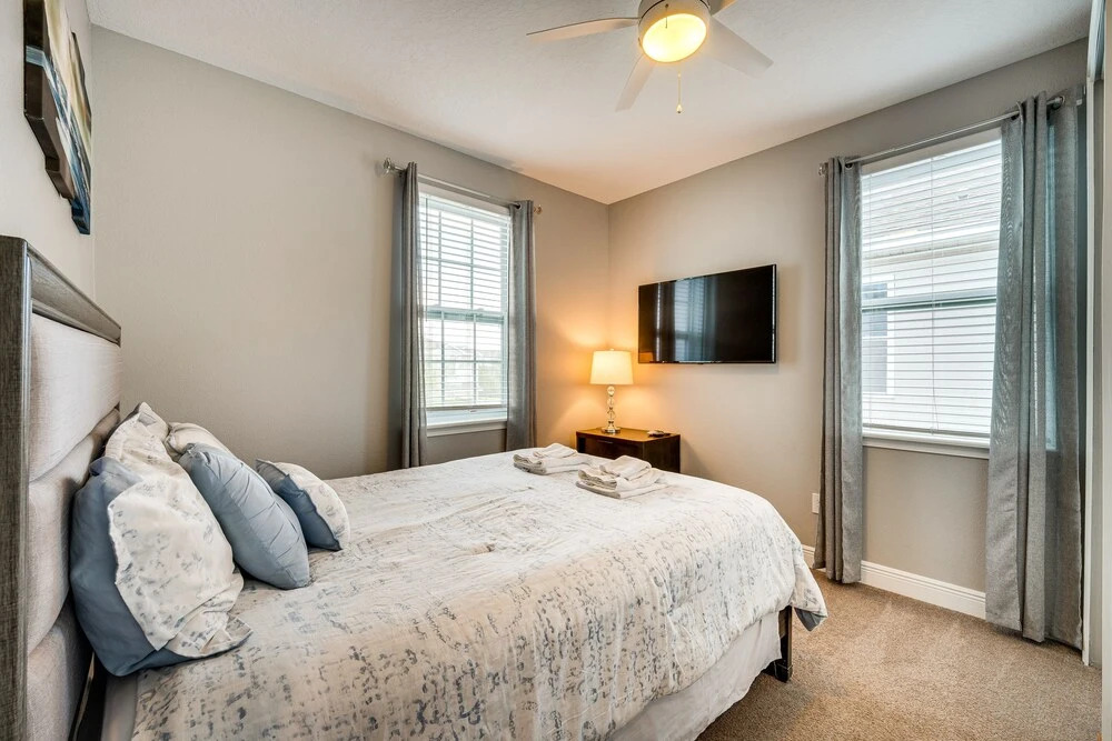 Spacious Kissimmee Escape, Close to Disney World!