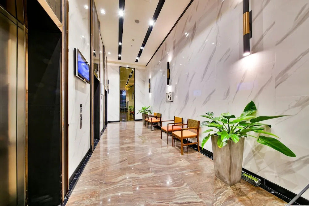 New Tresor River and City View Apartment