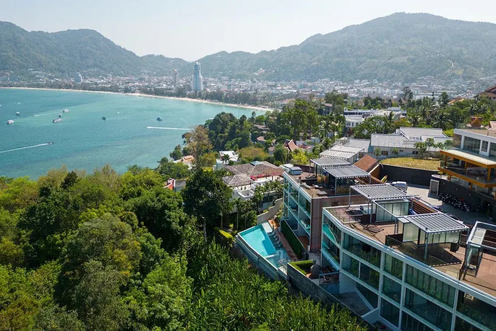 Ocean Views BluePoint 3BR Apartment 8-11