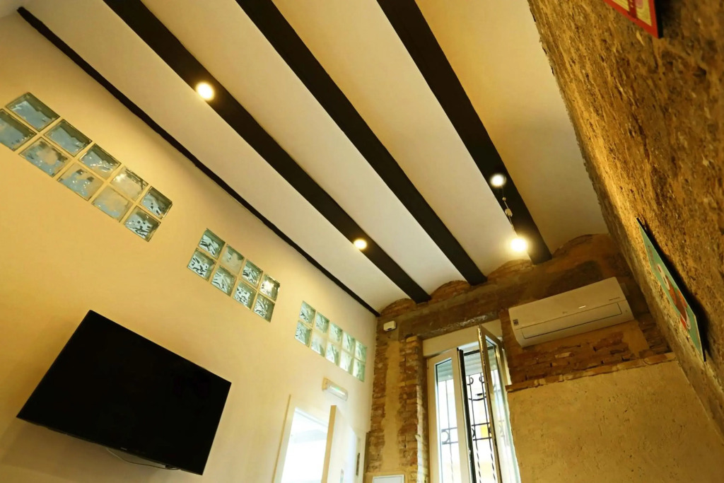 Loft independiente con Piscina compartida en Centro de Valencia