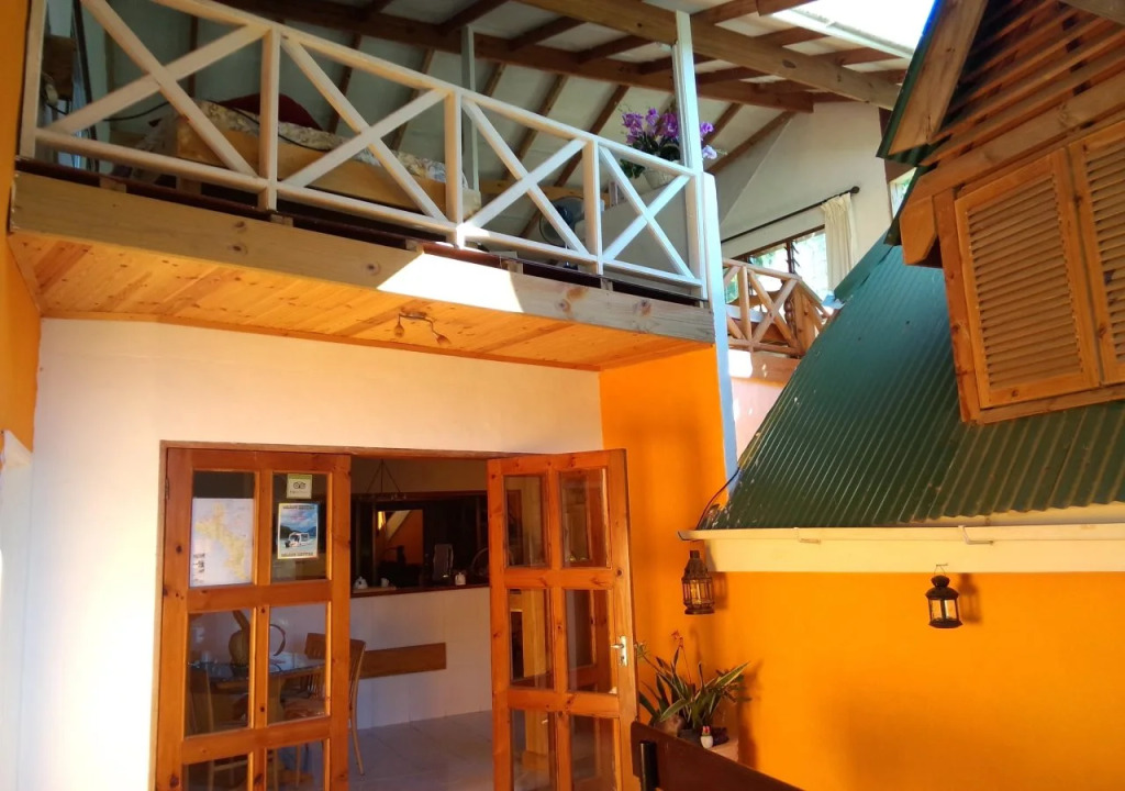 CHEZ LORNA 3 nights or plus