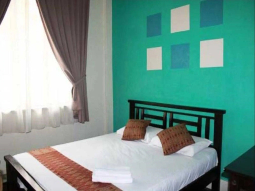 Borneo Backpackers