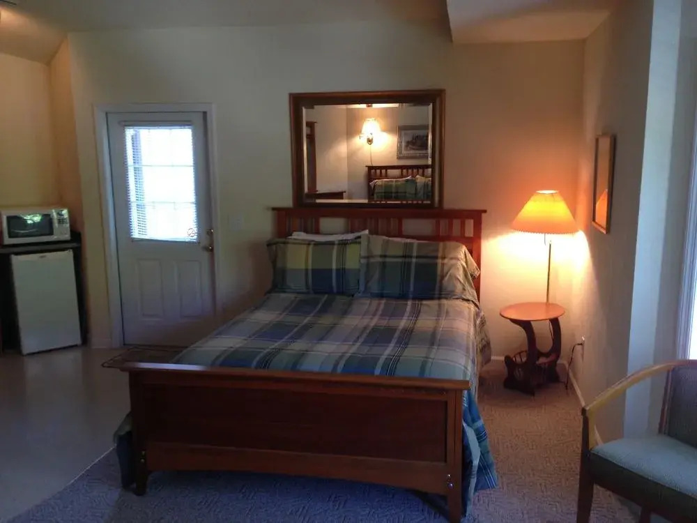 Willowbrook Inn