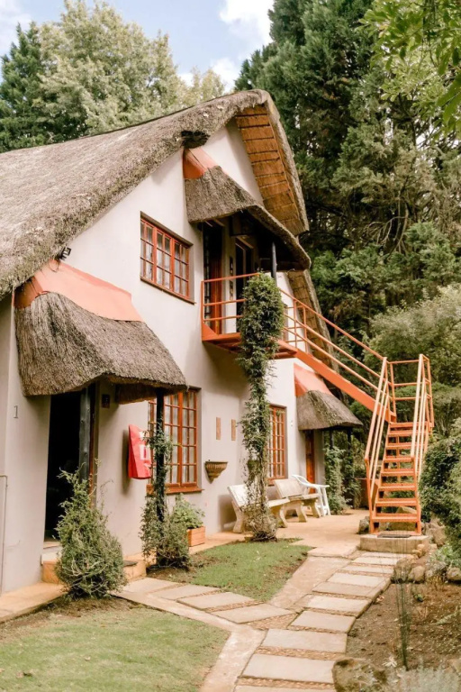 Thatchings Bed and Breakfast