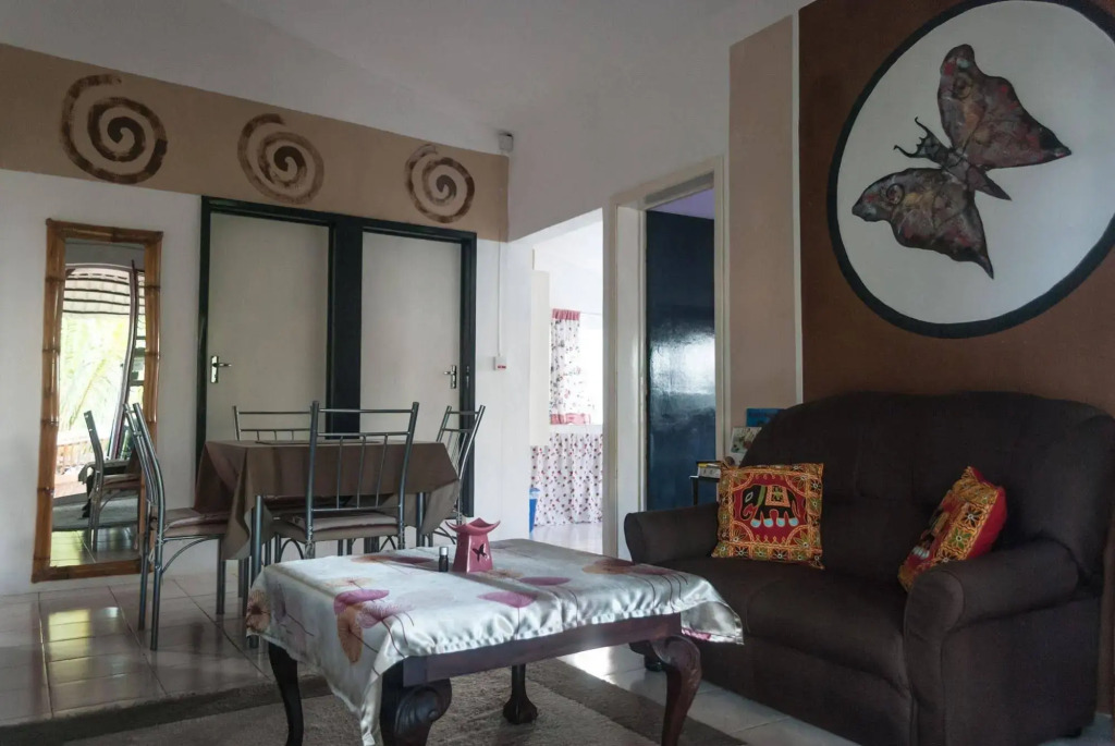 Titli Guest House