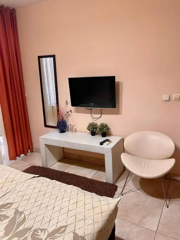 Venis House
