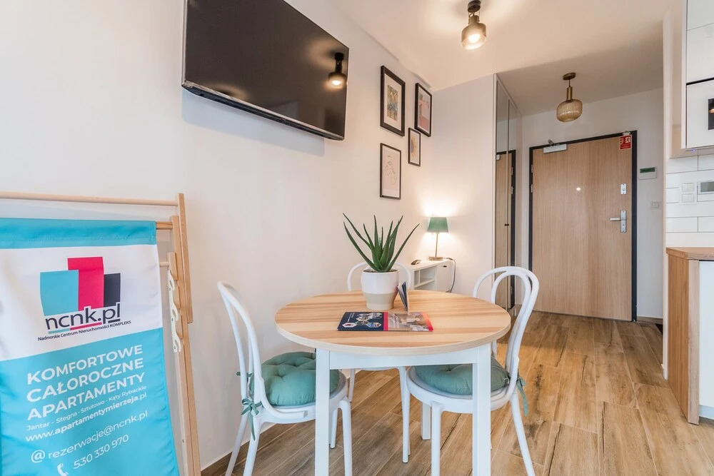 APARTAMENTY MIERZEJA - STEGNA PARK STUDIO, 500m od plaży, bezpłatny meleks