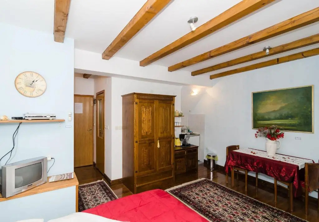 Apartment Taura