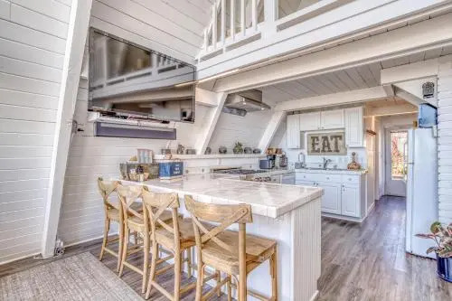 The Sand Dollar Cottage