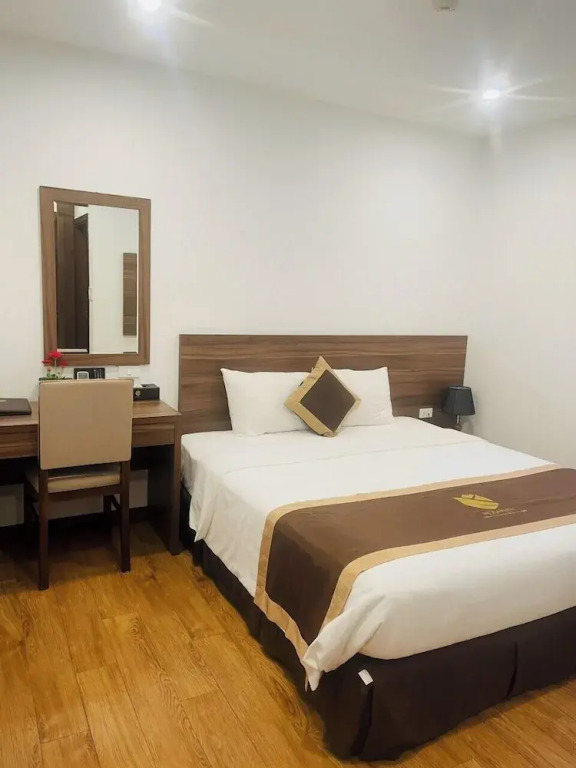 A89 Rosarian Hotel