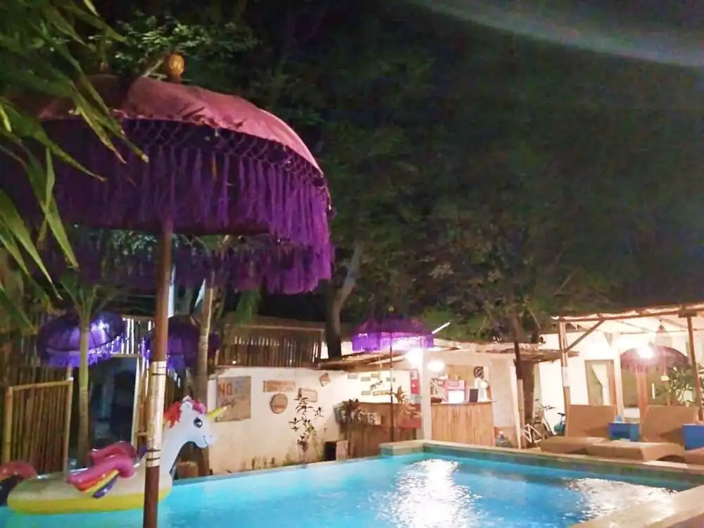 Dream Hotel
