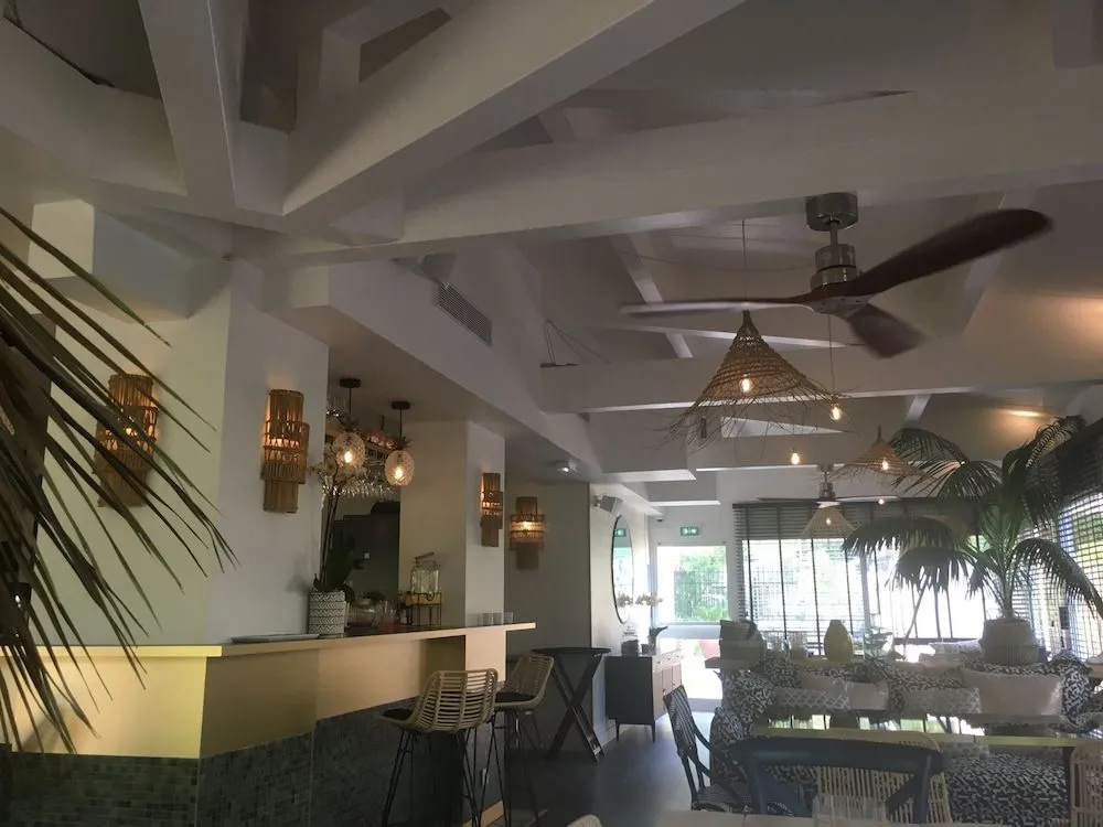 Hotel La Piscine