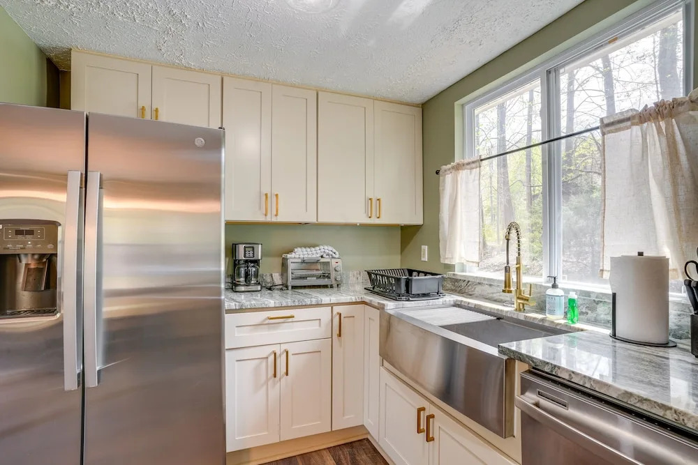 Serene Roseland Retreat Near Wintergreen Resort!