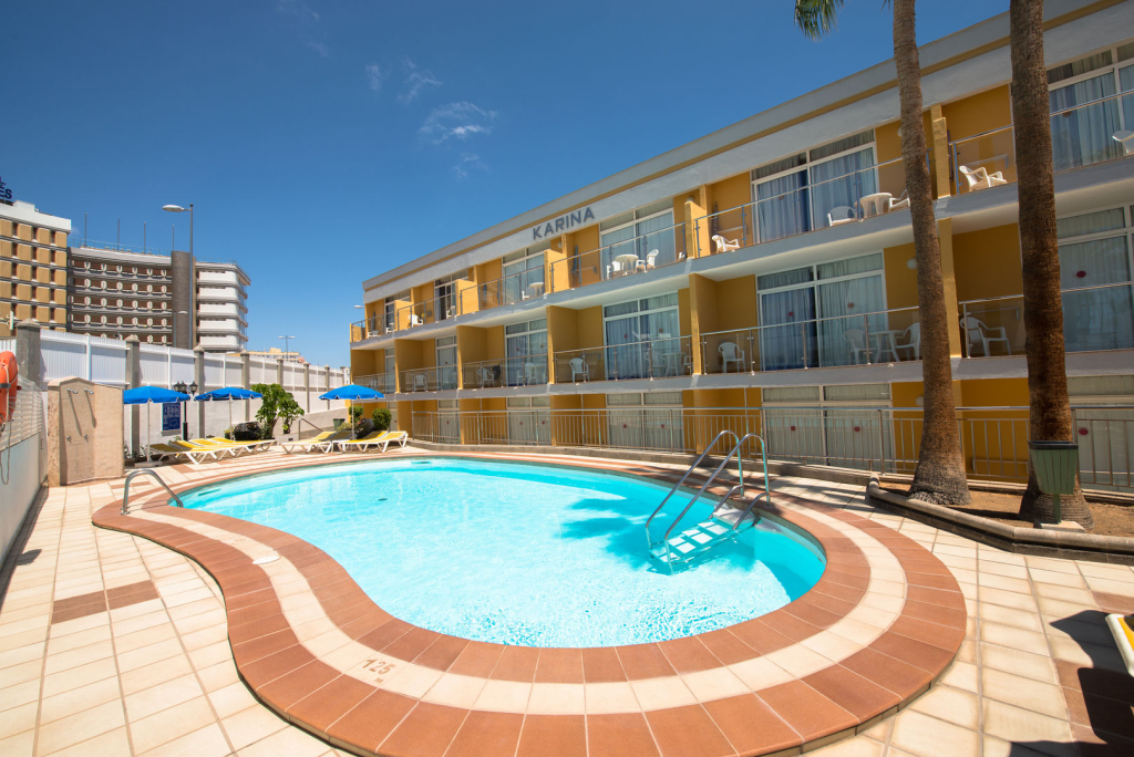 Apartamentos Karina