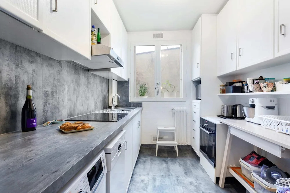 Spacious Apartment in Quartier Latin